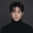 Kim Shin-bi
