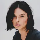  Isis Valverde