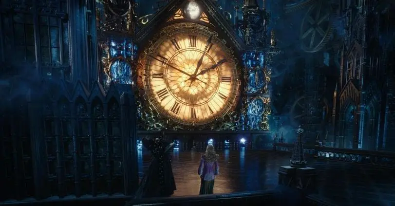 5  آلیس آنسوی آینه - Alice Through the Looking Glass