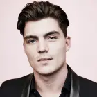 Zane Holtz